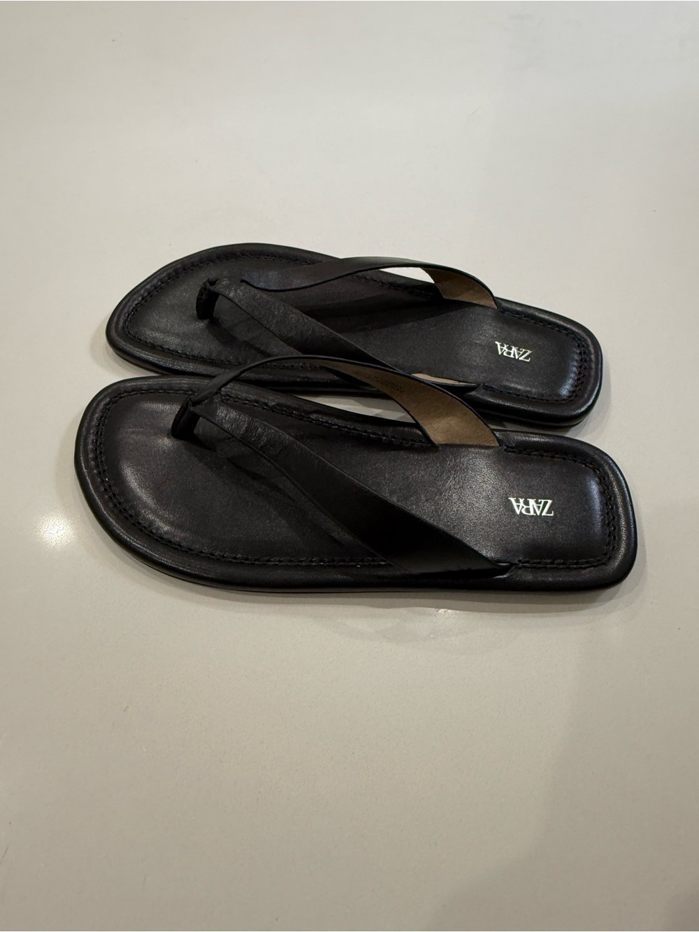 Zara Black Leather Thong Sandals - Picture 4 of 10